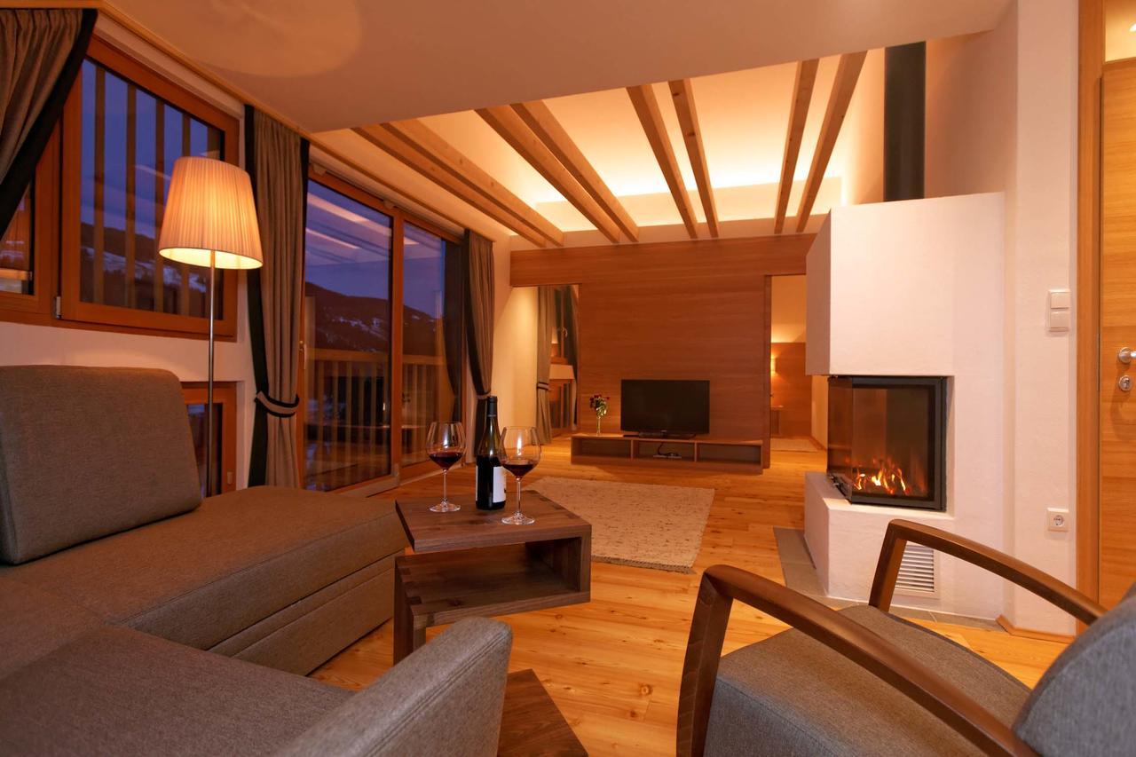 Silentium Dolomites Chalet Since 1600 Monguelfo-Tesido Exterior foto